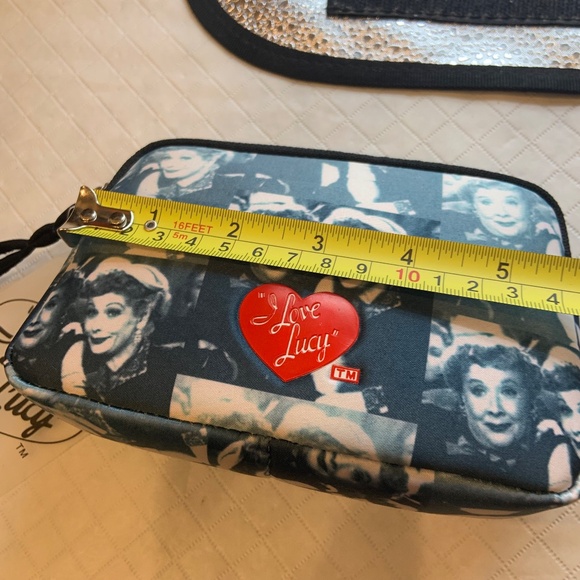 Vintage I Love Lucy Lucy and Ethel TV Show Retro Small Clutch Cosmetic Bag - Picture 12 of 15